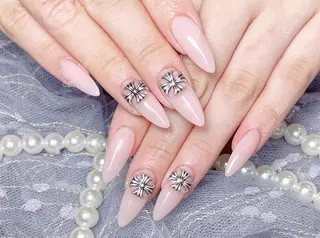 ネイル ✌🏻Kiiko ～のネイルデザイン