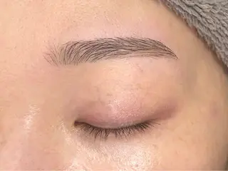 アイブロウ 畠山 瑠花のマツエク・マツパデザイン