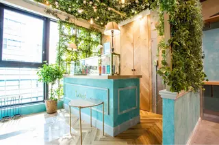 山本翔一郎 韓国顔周りレイヤーのヘアスタイル