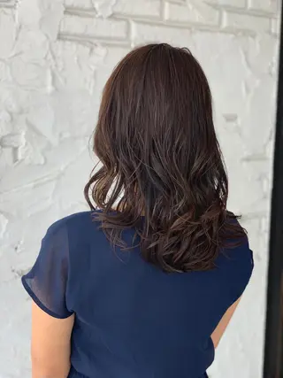 ミディアム ému エミュ　hair &spa所属・近藤 みゅうまのヘアスタイル