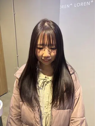 ロング LOREN＋透明感 オリーブhirokoのヘアスタイル