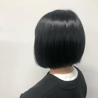 ショート 寒色＆ブリーチ特化 寒色MiOのヘアスタイル