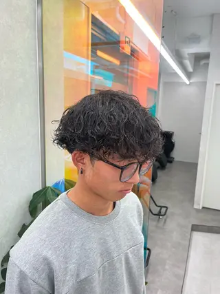 パーマ メンズ 齊藤 大地のヘアスタイル