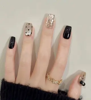 ネイル Tini ANA.CHUOのネイルデザイン