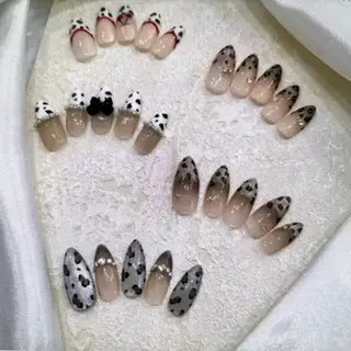 ネイル H3 Nail Tsuki🦋💙のネイルデザイン