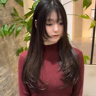 ロング 大阪ウルフカット 🐺デザインカラーのヘアスタイル