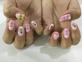 ネイル 💎🐰 saki. m 🐰💎のネイルデザイン