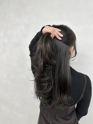 ロング カラー 大人レイヤー& 透明感カラー💄のヘアスタイル