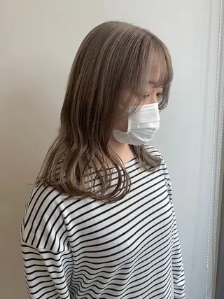 ミディアム カラー moeka レイヤー /艶カラー/韓国のヘアスタイル