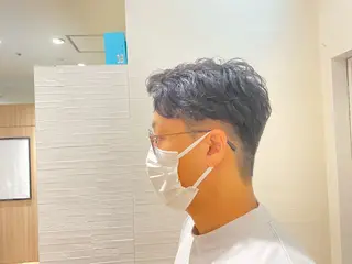 ショート パーマ メンズ イシカワ ユウタのヘアスタイル