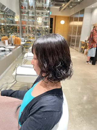 ミディアム パーマ 樋口 花穂のヘアスタイル