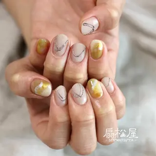 ネイル 扇松屋 marie.nのネイルデザイン