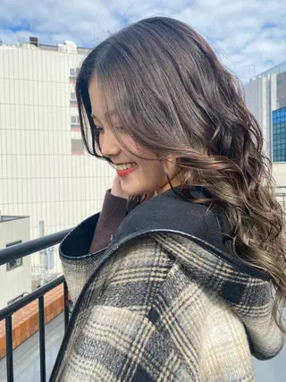 ロング カラー ヘアアレンジ 🪽髪質改善ストレー ト🤍美羽🤍のヘアスタイル