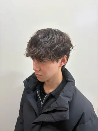 ショート パーマ メンズ 韓国風メンズ/毛流れ ヘアなら須田龍世のヘアスタイル