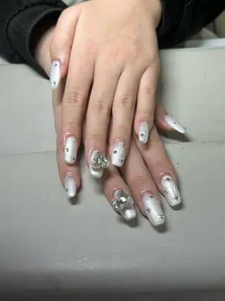 ネイル Rarity ネイルサロン所属・コウ ヨウのネイルデザイン