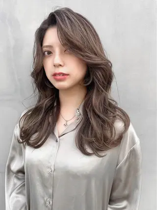 ロング カラー レイヤー/顔周り /透明感🩶高橋大のヘアスタイル