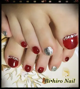 ネイル ネイル＆フラワーサロン〜Ri✦hiro〜鳥栖店所属・HIRATA RIEのネイルデザイン