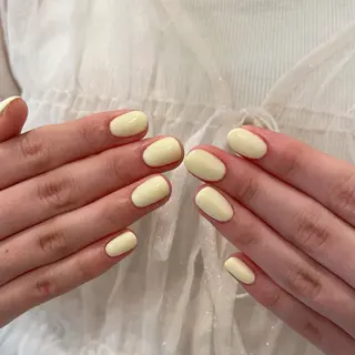 ネイル petit所属・Yuka ネイリストのネイルデザイン