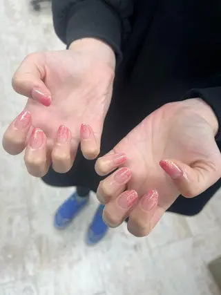 ネイル マハロネイルサロン横浜店所属・吉田 里菜のネイルデザイン