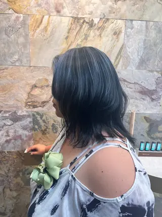 ミディアム カラー sizuk natsukiのヘアスタイル