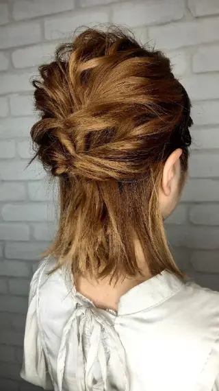 ヘアアレンジ ミディアム 田辺 侑未のヘアスタイル