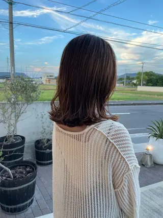 ミディアム カラー SANDRO所属・SANDRO eno☺︎のヘアスタイル