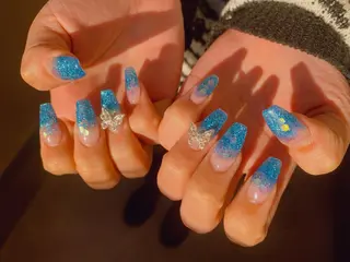 ネイル 高島 夏海のネイルデザイン