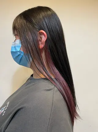 カラー 手塚 由佳のヘアスタイル