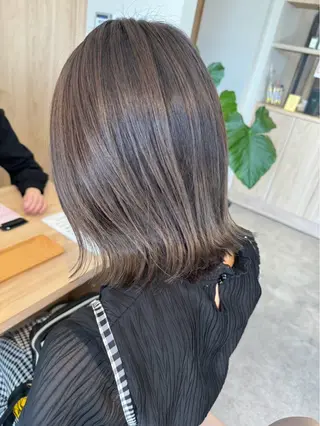 ミディアム 福井 優羽のヘアスタイル