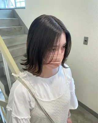 ミディアム sliver マツイ　レンのヘアスタイル
