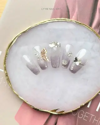 ネイル LYYM Salonのネイルデザイン