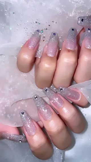 ネイル 柘植 祐子のネイルデザイン