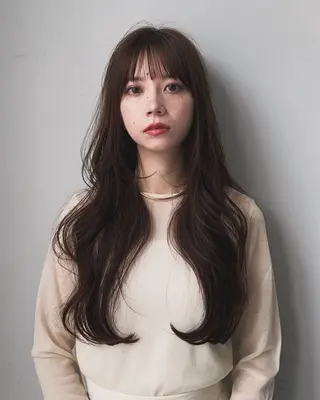 ロング レイヤー/顔周り カット/松岡 祥利のヘアスタイル