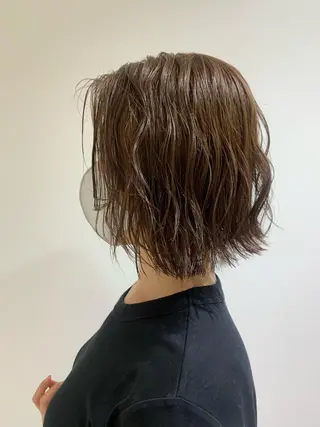 ショート 🧨ブリーチー×ボブ レイヤー💎じゅえるのヘアスタイル