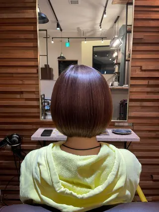 ショート CAROS　atelier所属・安倍 辰哉のヘアスタイル