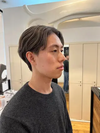 カラー 安藤 太一のヘアスタイル