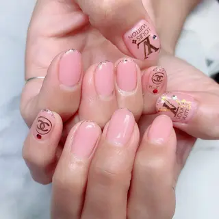 ネイル es nailのネイルデザイン