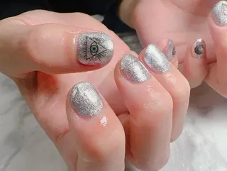 ネイル Nail Salon L'arc所属・💊大阪/心斎橋 moni🧠のネイルデザイン