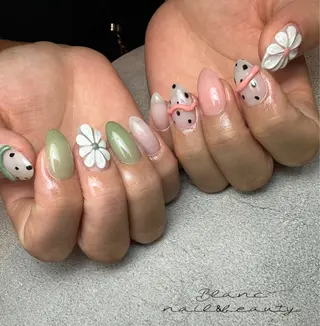 ネイル Blanc ブランのネイルデザイン