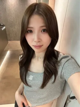 ミディアム ブリーチなしW🎀 髪質改善／はのんのヘアスタイル