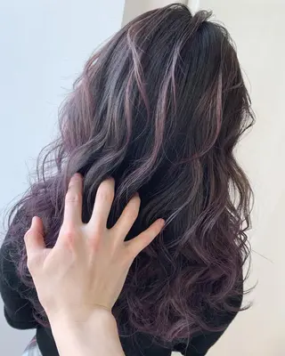 ロング カラー パーマ ヘアアレンジ 【公式】amble luxe池袋東口🩷のヘアスタイル