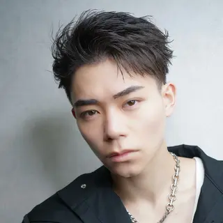 ショート パーマ メンズ MEN'S HAIR BLEACHi 盛岡店所属・渡辺 賢明のヘアスタイル