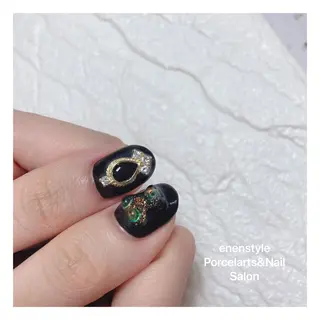 ミディアム ネイル 👑enen style👑のネイルデザイン