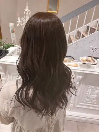 カラー Calbari 中島　朔のヘアスタイル