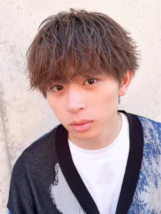 カラー パーマ メンズ パーマ/ダブルカラー ブリーチ⭐️海斗のヘアスタイル