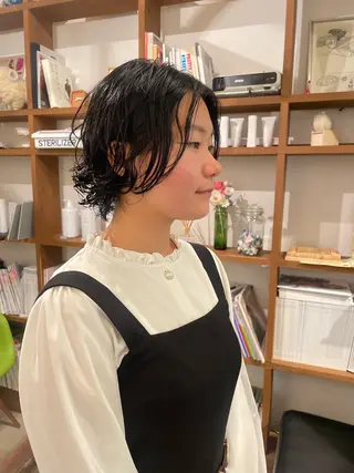 ショート Barouche所属・パーマ 西川二葉のヘアスタイル