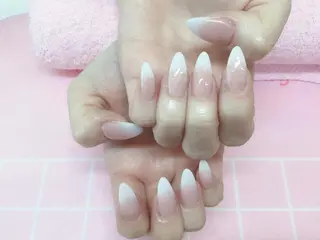 ロング ネイル Megumi Nailのネイルデザイン