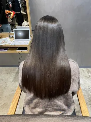 ロング inity　杉本 美羽のヘアスタイル