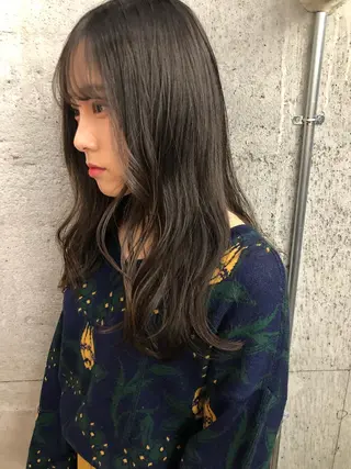 セミロング 透明感🎀LOREN エリコ🌈のヘアスタイル