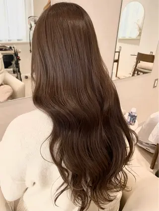 ロング カラー ユウキ .のヘアスタイル